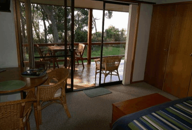 Sea Change Safety Cove - Lennox Head Accommodation 3