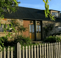 Daisy Bank Cottages - Lennox Head Accommodation