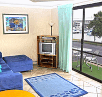 Bayswaterfront Apartments - Lennox Head Accommodation