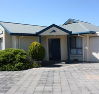 Robe Dolphin Court Apartments - Lennox Head Accommodation