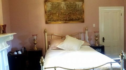 Angas Plains Estate Wines Heritage Suite - Lennox Head Accommodation 1