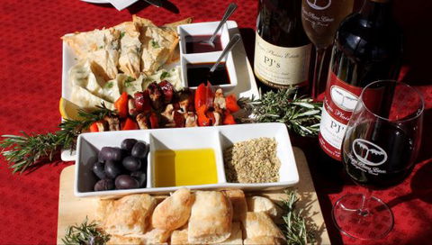 Angas Plains Estate Wines Heritage Suite - Lennox Head Accommodation 7