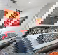 Barossa White House The West Wing - Lennox Head Accommodation