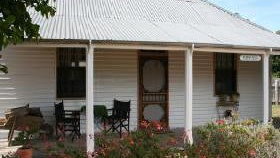 Davidson Cottage On Petticoat Lane - Lennox Head Accommodation 0