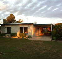 Umall - Lennox Head Accommodation