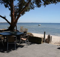Undercurrent - Lennox Head Accommodation