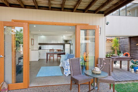 Akama Vista - Couple's Retreat - Lennox Head Accommodation 1