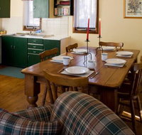 Arch Cottage - Lennox Head Accommodation