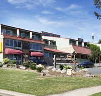 Aspire Alpine Gables and Brumby Bar - Lennox Head Accommodation