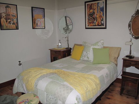 B&B Wodonga - Art Deco Accommodation - Lennox Head Accommodation 3