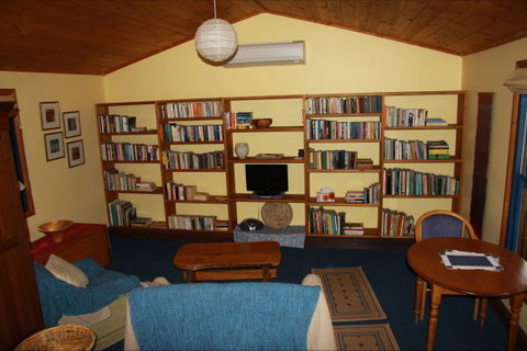 Candlebark Retreat - Lennox Head Accommodation 6