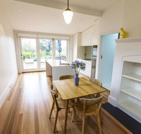 Cockatoo Island Holiday Houses - Lennox Head Accommodation