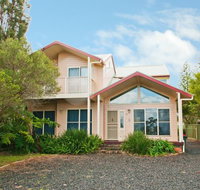 Fairlight House - Lennox Head Accommodation