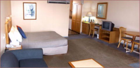 Federation Motor Inn Young - Lennox Head Accommodation 1