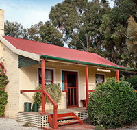 Trinity Cottage - Lennox Head Accommodation