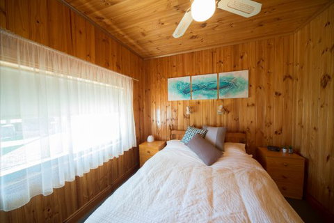 Mundic Waterfront Cottages - Lennox Head Accommodation 7