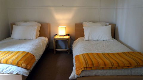 Oakhill Cottage - Lennox Head Accommodation 4