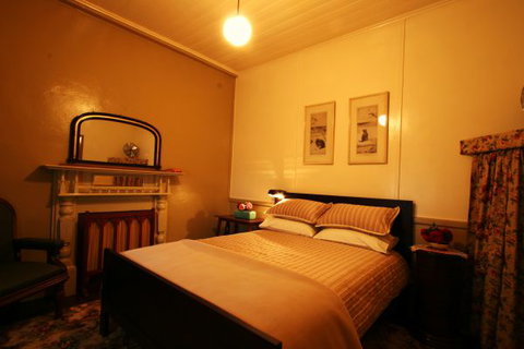Shurdingtons Cottage - Lennox Head Accommodation 3