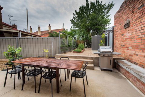 The Bright House - Lennox Head Accommodation 4