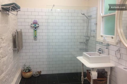 The Schoolmaster's - Second Valley Accommodation - Lennox Head Accommodation 2