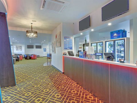 TownHouse Hotel Burnie - Lennox Head Accommodation 3