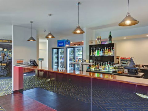 TownHouse Hotel Burnie - Lennox Head Accommodation 5