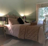 Telegraph Retreat Cottages - Lennox Head Accommodation
