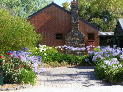 Anchor Cottage - Lennox Head Accommodation 0