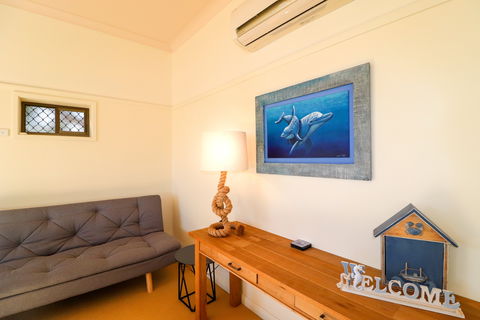 A Reflection On The Lake - Lennox Head Accommodation 6