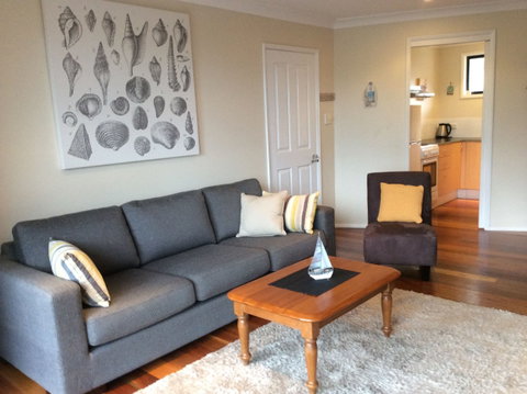 Avalon Seashells - Lennox Head Accommodation 1