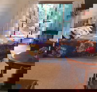 Beezneez BB - Lennox Head Accommodation