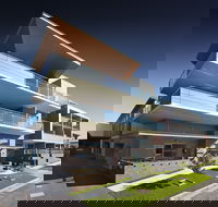 Charlestown Executive Apartments - Lennox Head Accommodation