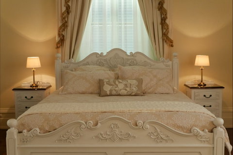 Martinsell Manor - Lennox Head Accommodation 2