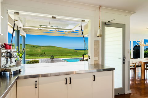 Seacliff House - Lennox Head Accommodation 2