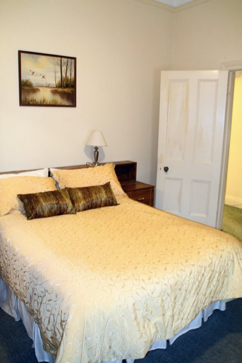 Squatters Cottage - Lennox Head Accommodation 2