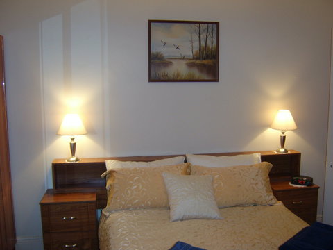Squatters Cottage - Lennox Head Accommodation 5