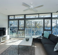 Contemporary Residence in Woolloomooloo - Lennox Head Accommodation