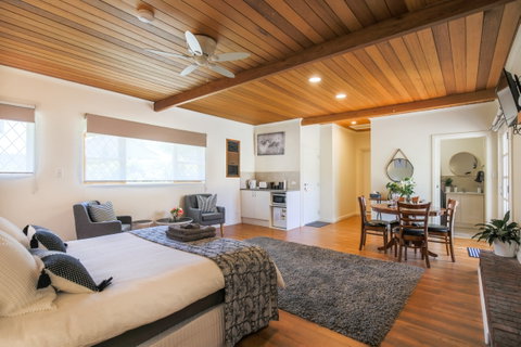 HAHNDORF LODGE - Lennox Head Accommodation 0