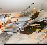 Howlong Country Golf Club Motel - Lennox Head Accommodation