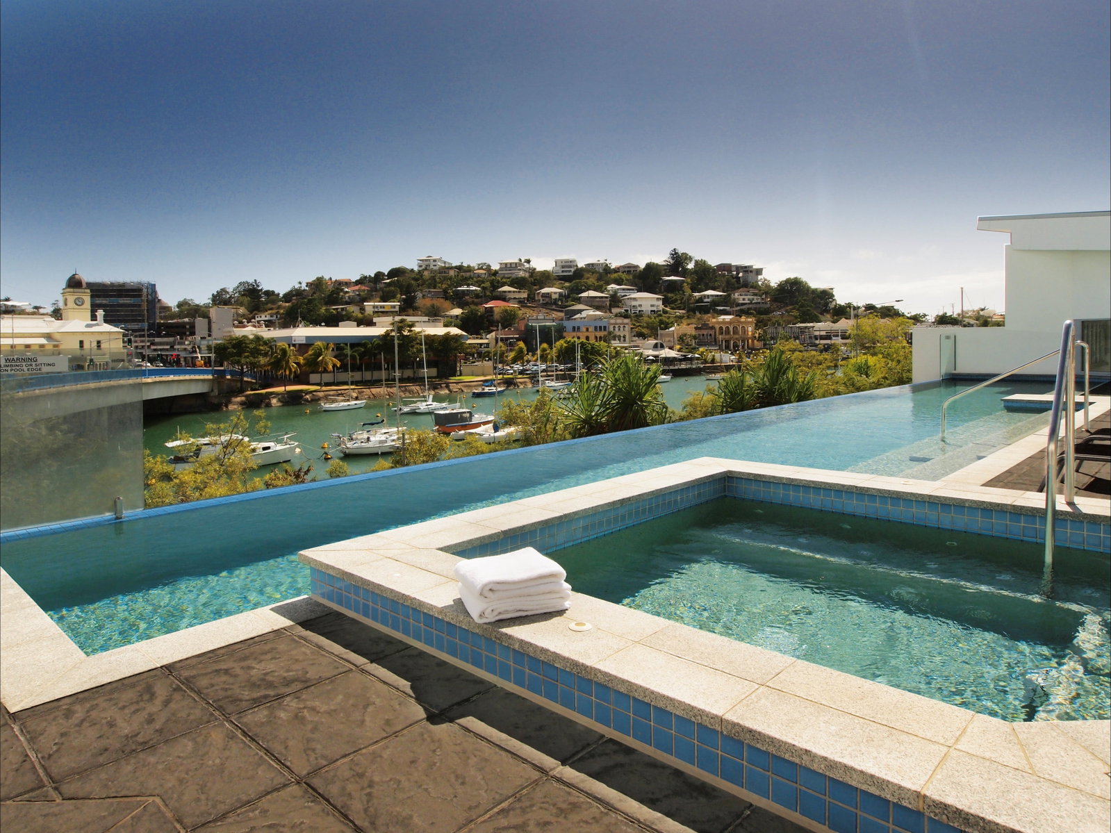 Castle Hill QLD Lennox Head Accommodation