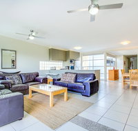 The Park Penthouse by Jervis Bay Beach Houses - Lennox Head Accommodation