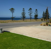 Anchors Away - Lennox Head Accommodation