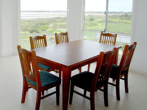 Arabesque Villa 2 - Lennox Head Accommodation 2