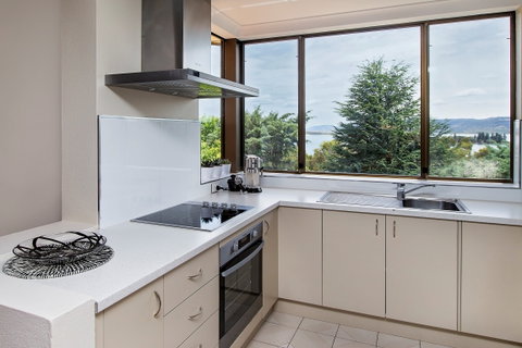 Avalanche 6 - Lennox Head Accommodation 1