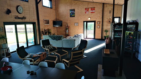 Bed In A Shed Tasmania - Lennox Head Accommodation 1