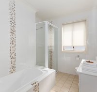Colonial Court Villas Serviced Apartments - Lennox Head Accommodation