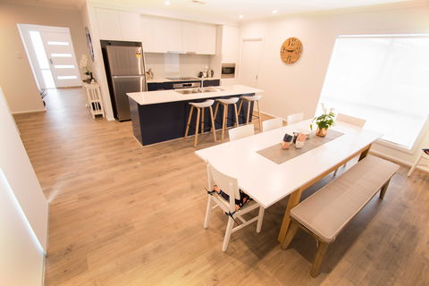 Contemporary ‘Esprit’ With River Reserve Access - Lennox Head Accommodation 2