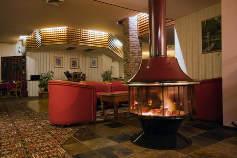 McNevins Warwick Motel And Gunyah Restaurant - Lennox Head Accommodation 1