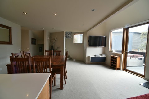 Snowstream 4 - Lennox Head Accommodation 1