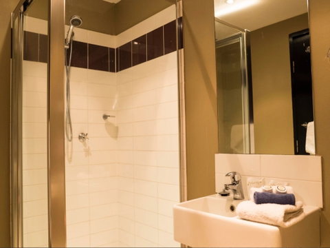 The Windsor Castle Hotel - Lennox Head Accommodation 2